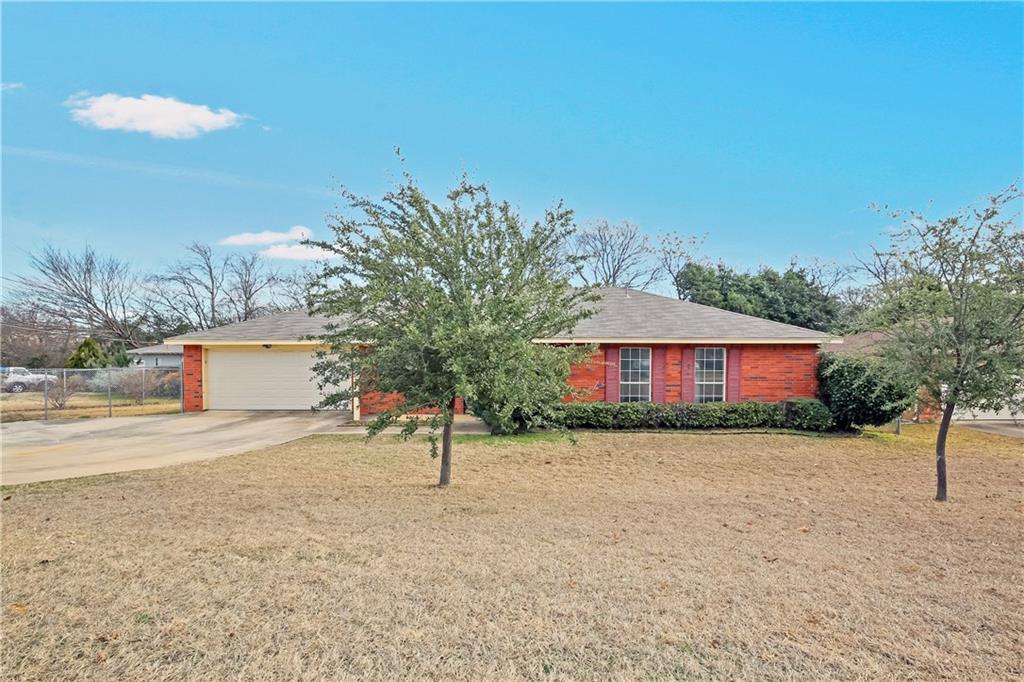 810 Singleton Drive - Photo 1