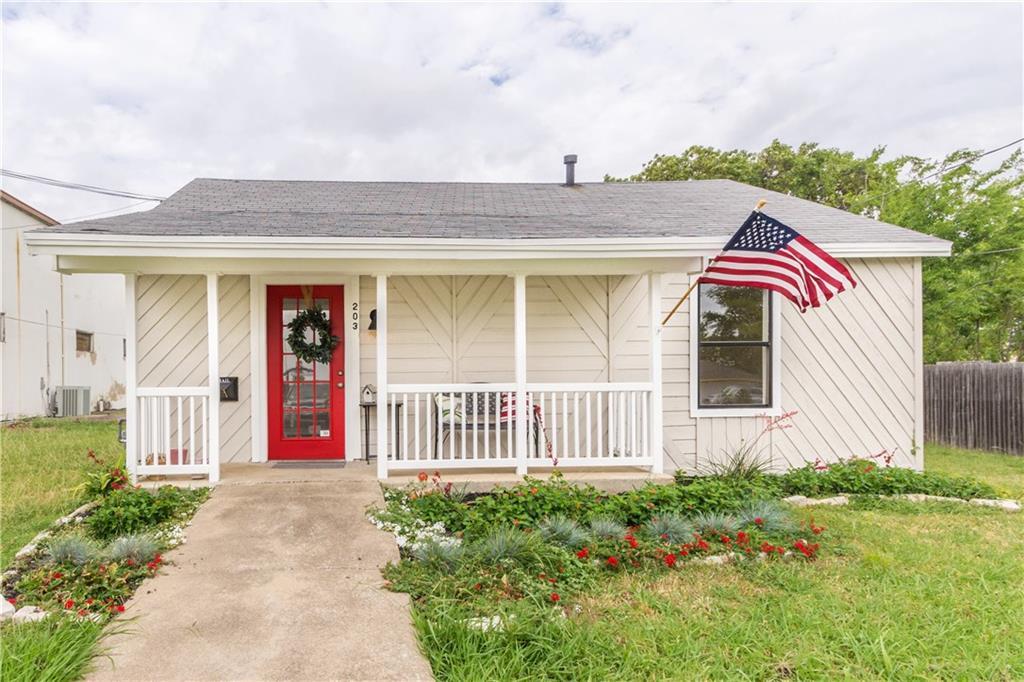 203 Starnes Street - Photo 1