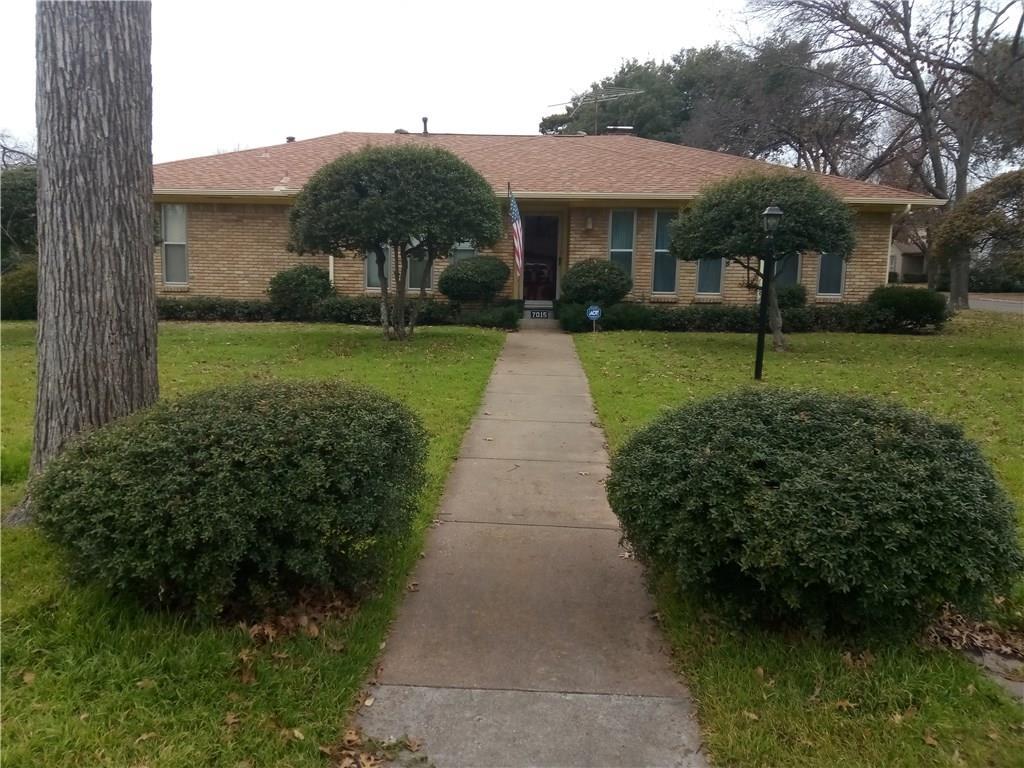 7015 Robin Road - Photo 1