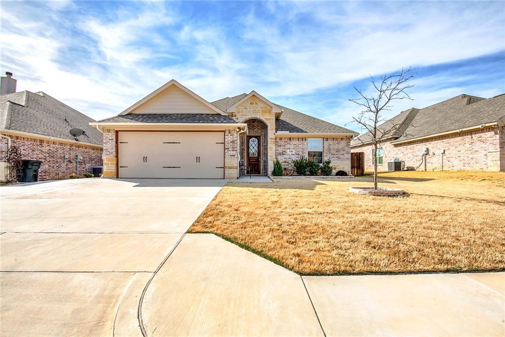 130 Donna Circle - Photo 1