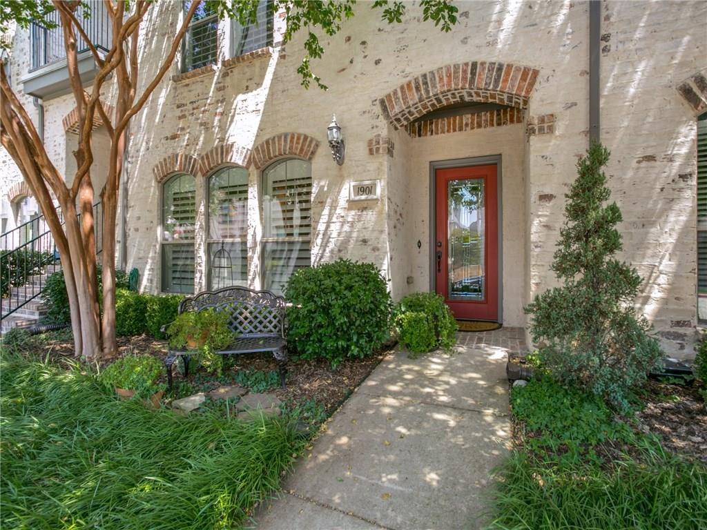 1901 Desoto Drive - Photo 1