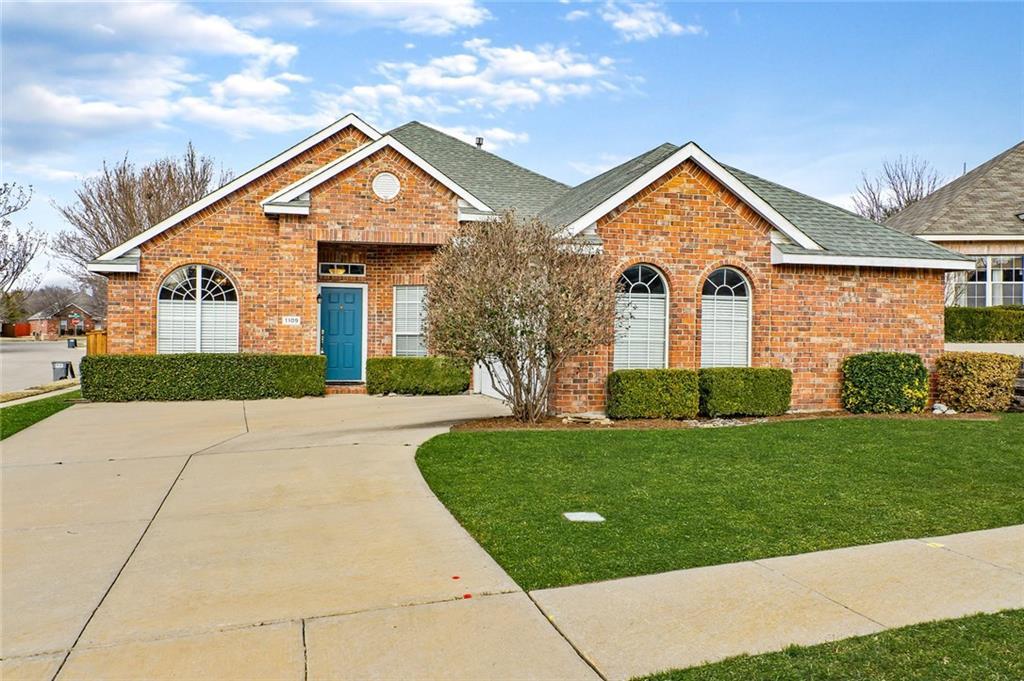 1109 Dove Brook Drive - Photo 1