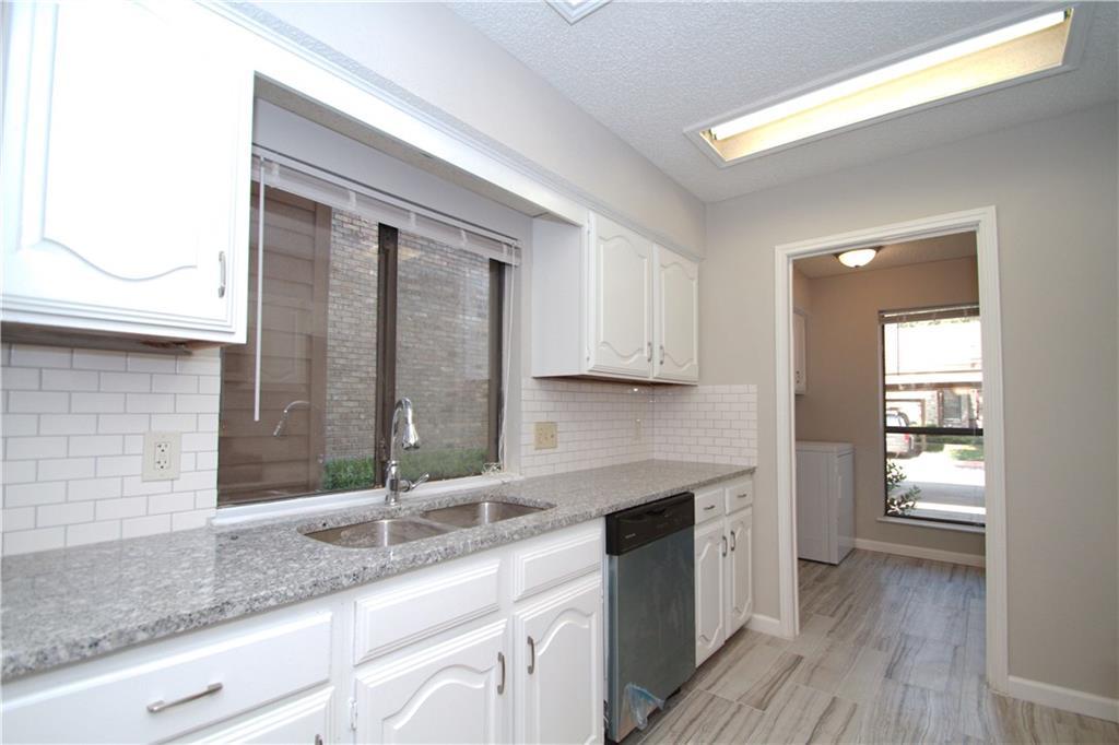 2204 Park Boulevard - Photo 1