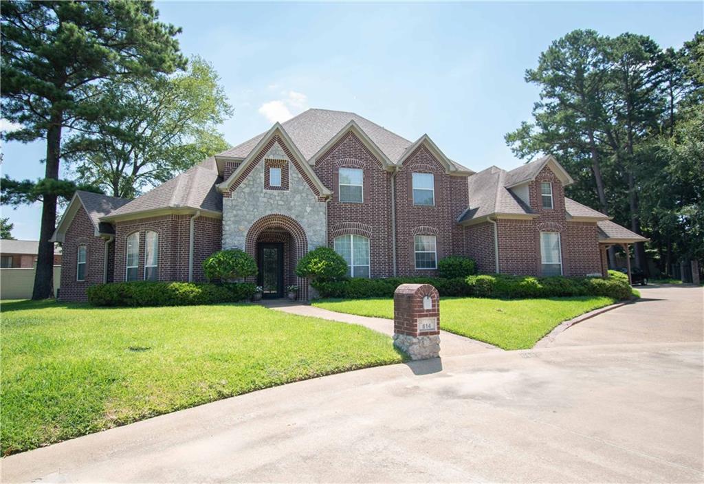614 Court - Photo 1