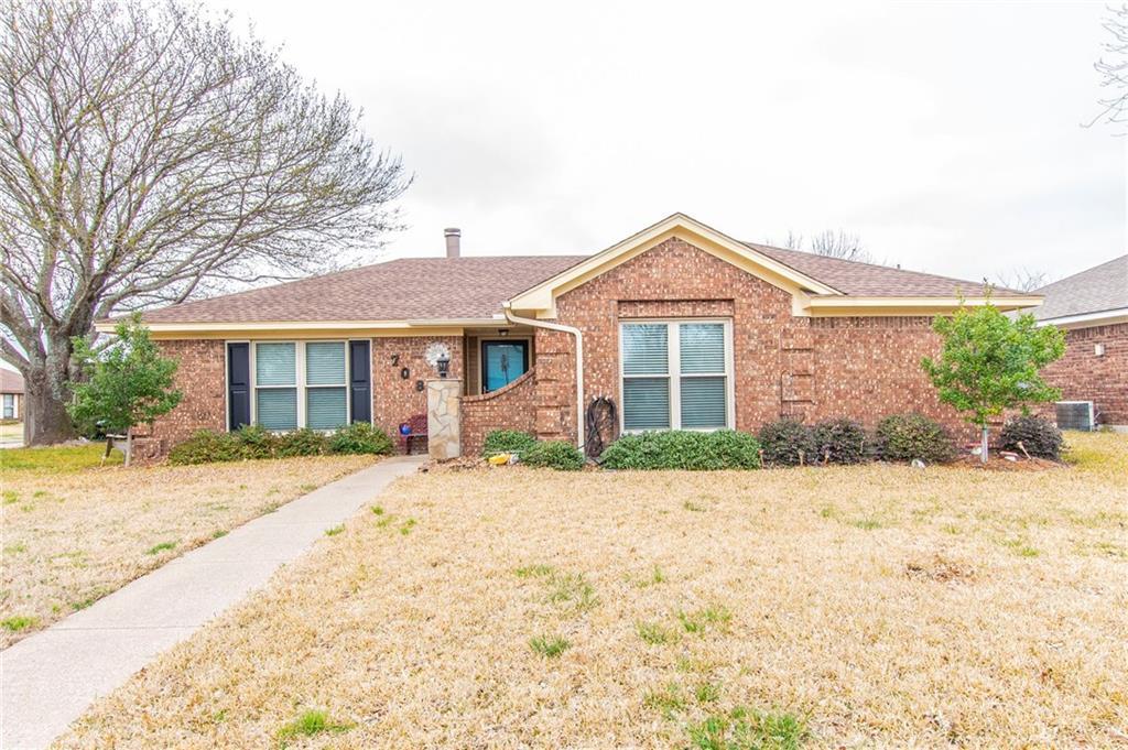 708 Alder - Photo 1