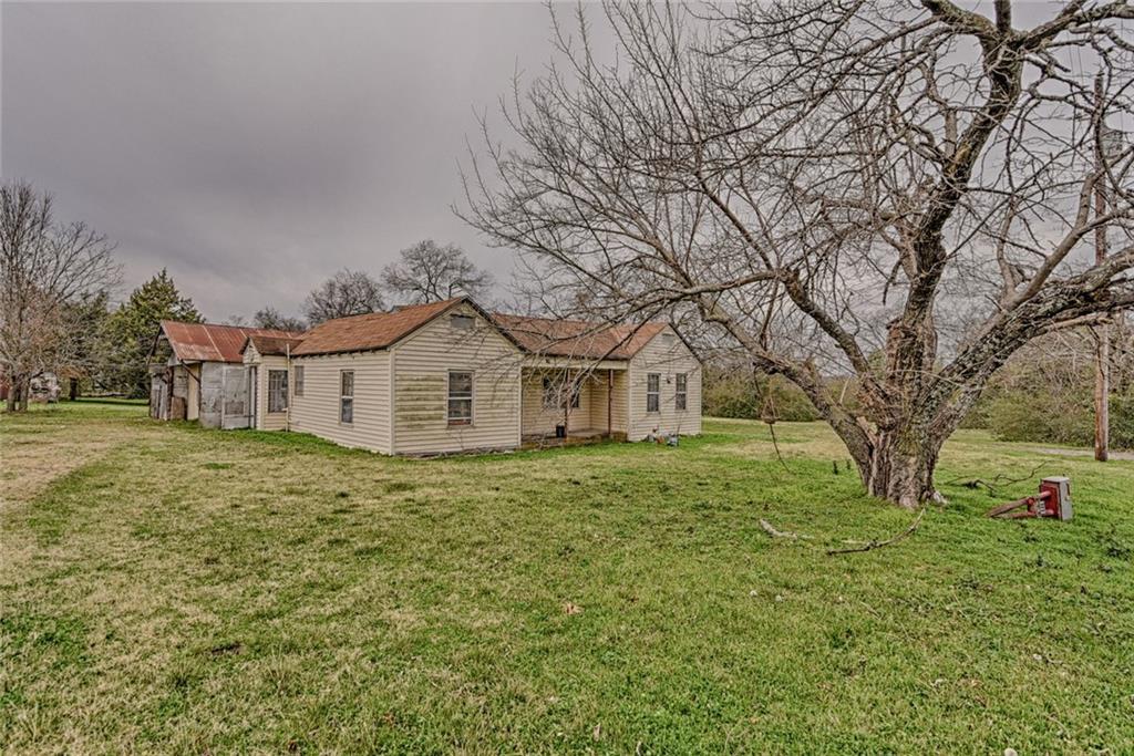 31 1st - Photo 1
