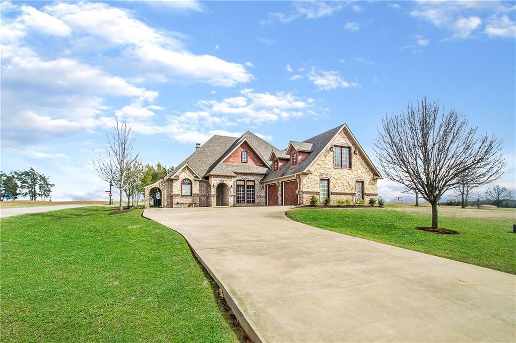 823 Dublin Circle - Photo 1