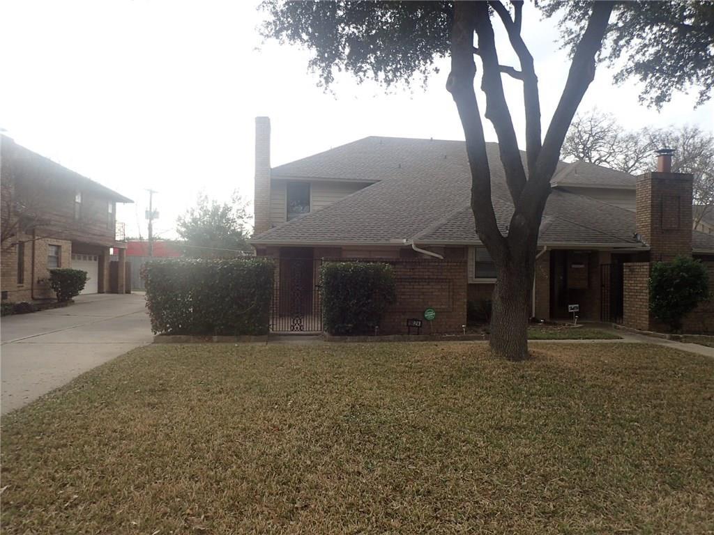 1902 Turf Club Drive - Photo 1
