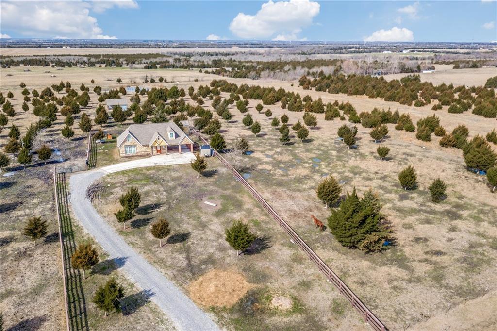 1578 Green Meadows - Photo 1