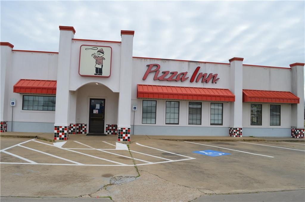 1000 Us Highway 271 - Photo 1