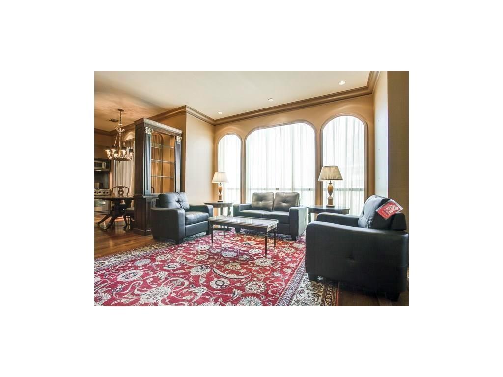 5320 Mockingbird Lane - Photo 1