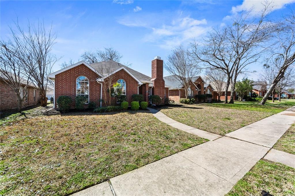 11313 Newport Drive - Photo 1