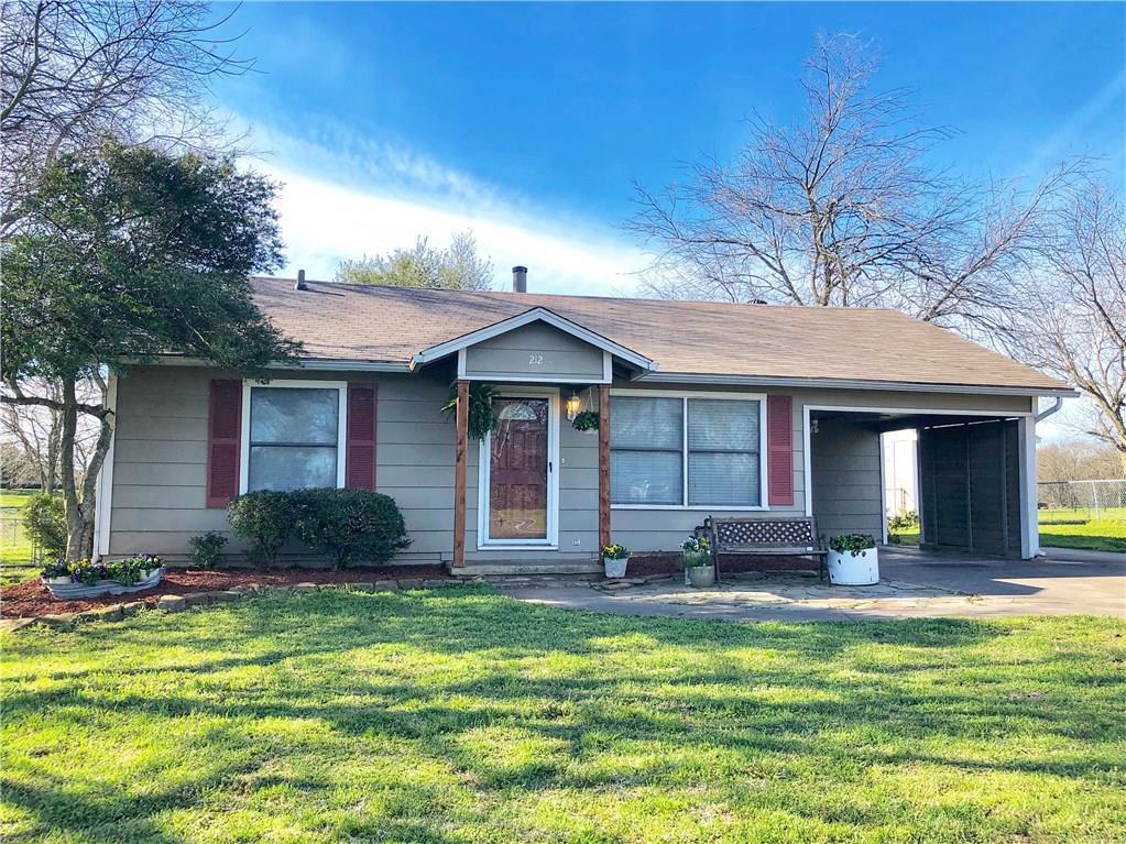212 Fm 2194 - Photo 1