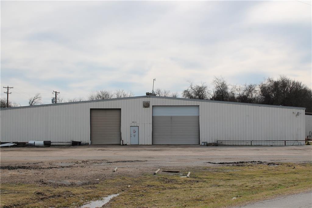 2004 Howard Road - Photo 1