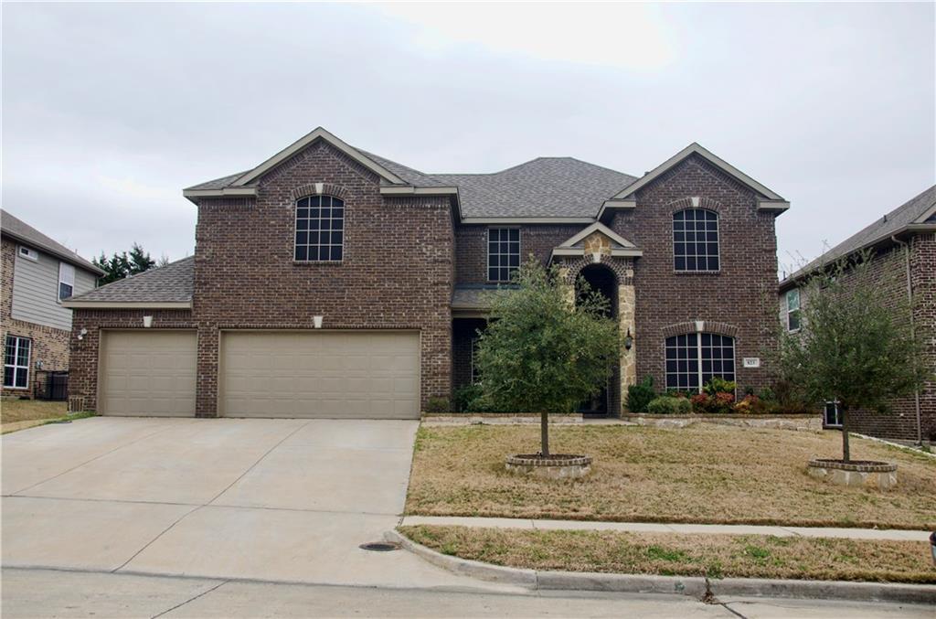 823 Highland Drive - Photo 1