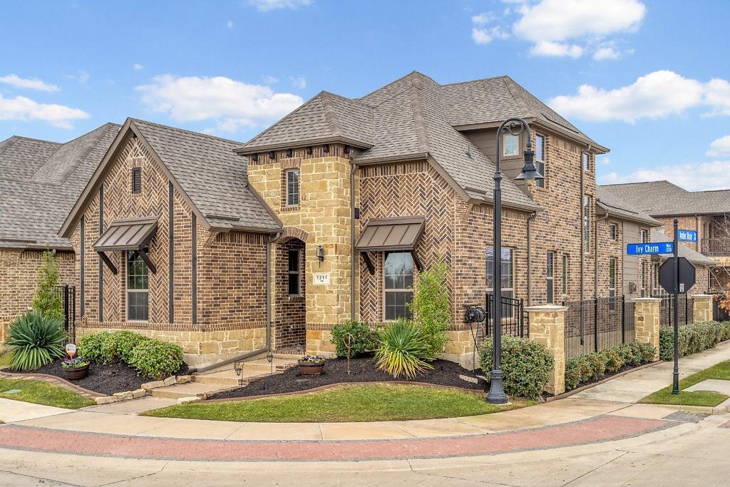 1211 Ivy Charm Way - Photo 1