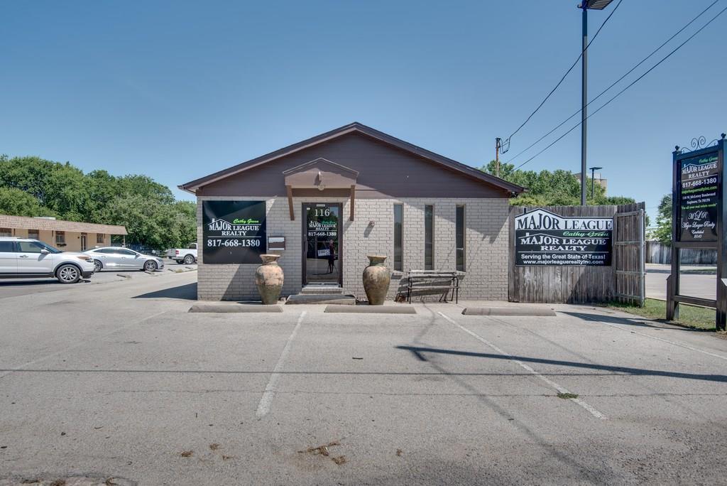 116 Mcleroy Boulevard - Photo 1