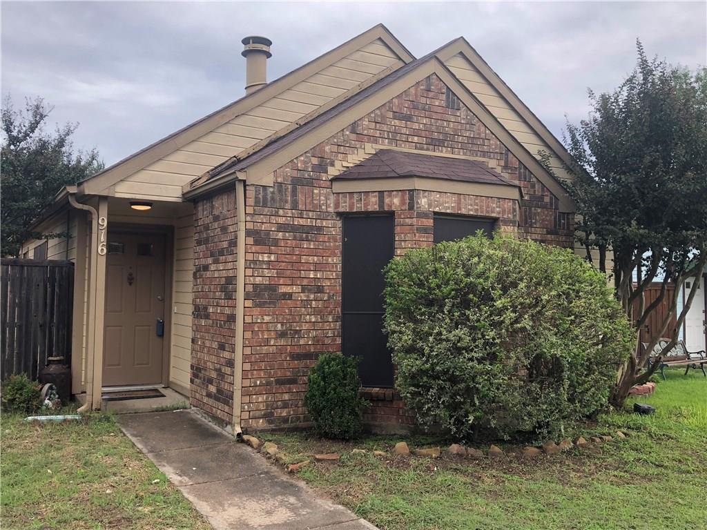 916 Sugarberry Drive - Photo 1