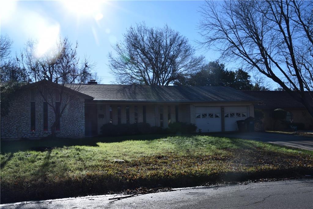 6229 Whitman Avenue - Photo 1