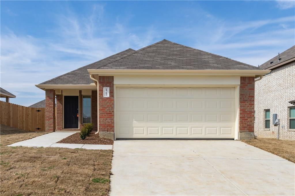 1702 Oriole Drive - Photo 1