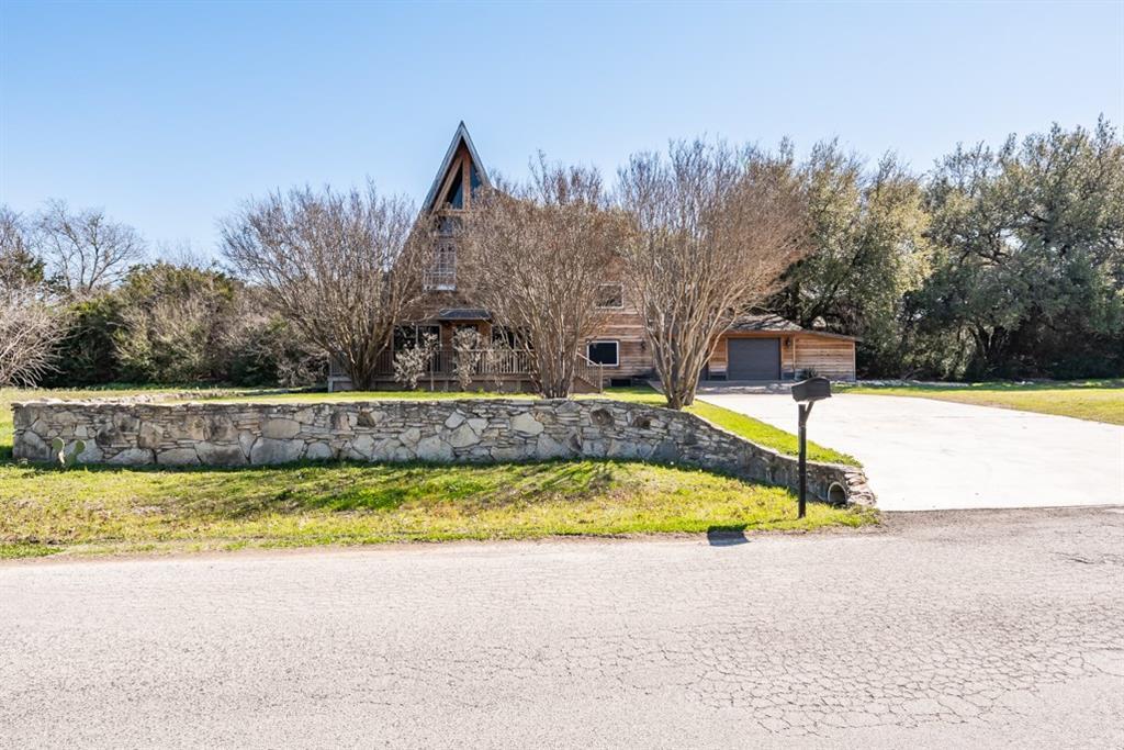 613 Mustang Trail - Photo 1