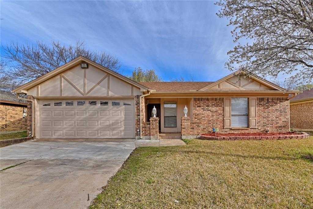 905 Thistle Ridge Court - Photo 1