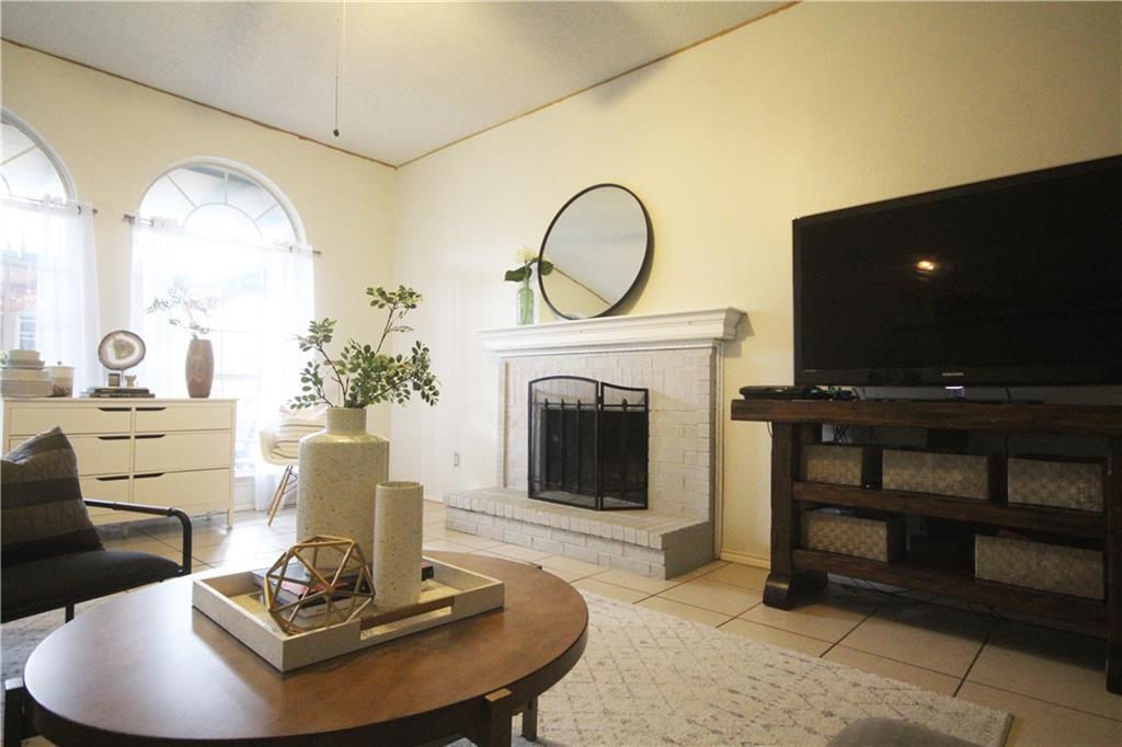 2841 Sommerset Drive - Photo 1