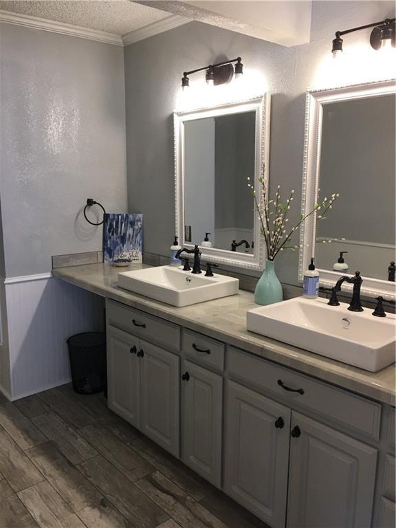 4424 County Road 424 - Photo 1