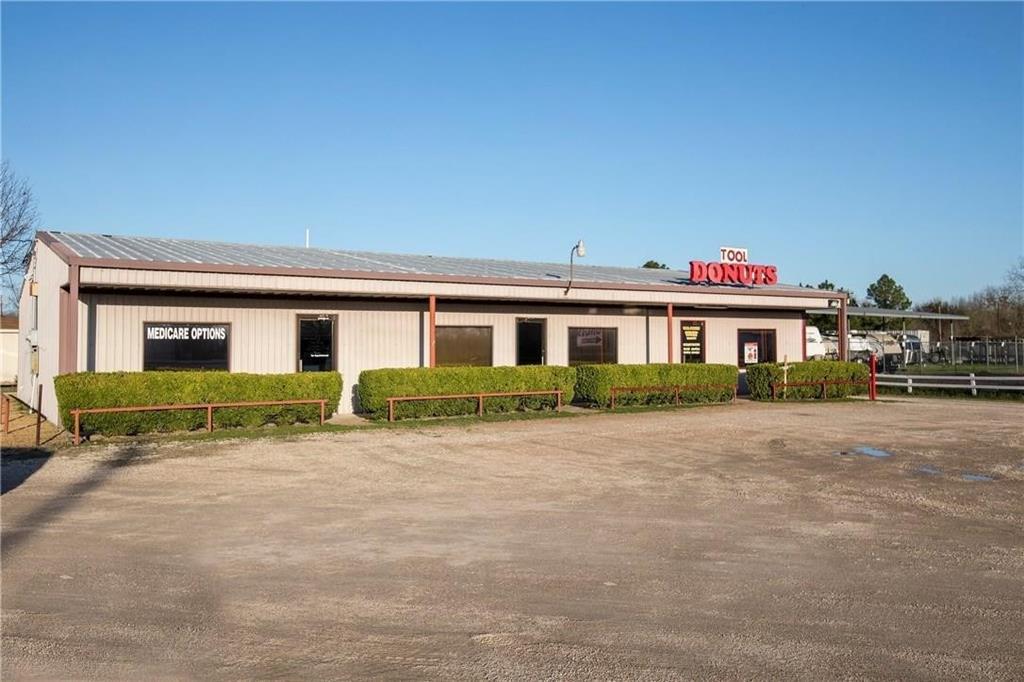 906 Hwy 274 - Photo 1