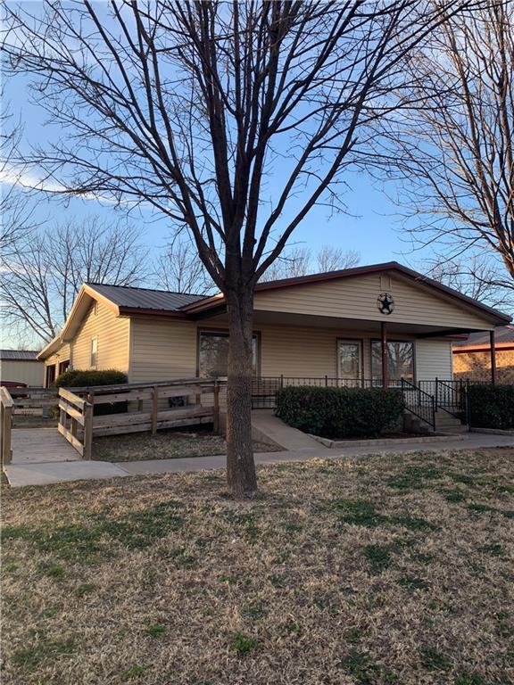 1412 15th Street - Photo 1