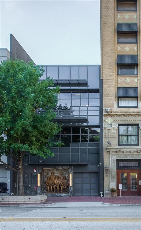1006 Houston Street - Photo 1