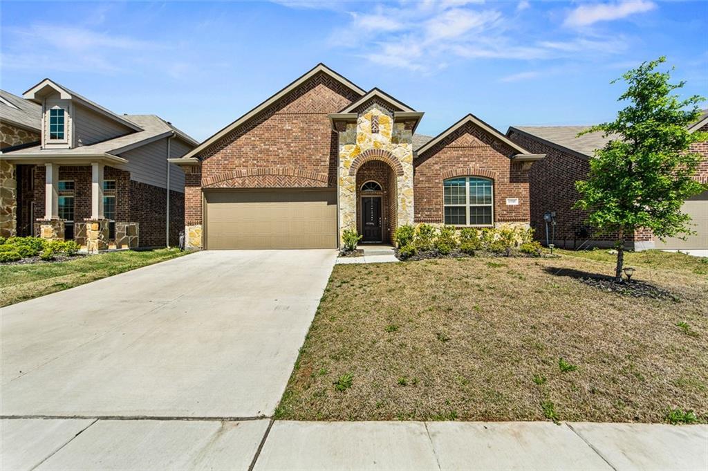 15516 Leadenhall Street - Photo 1