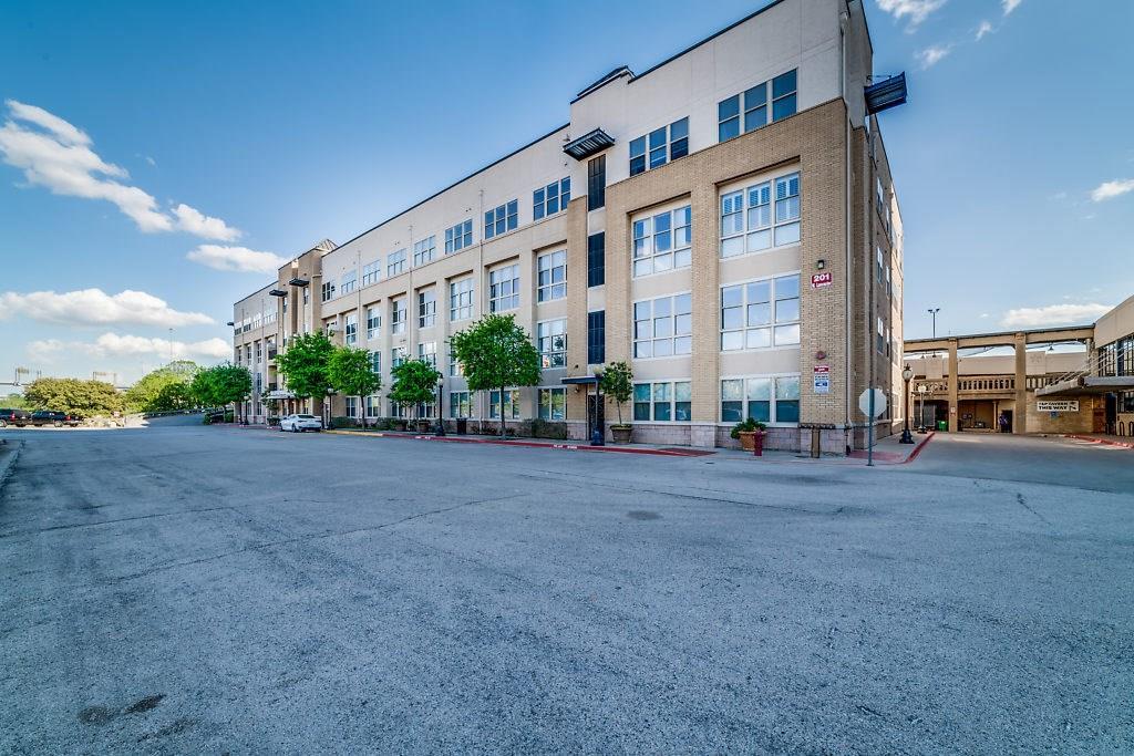 201 Lancaster Avenue - Photo 1