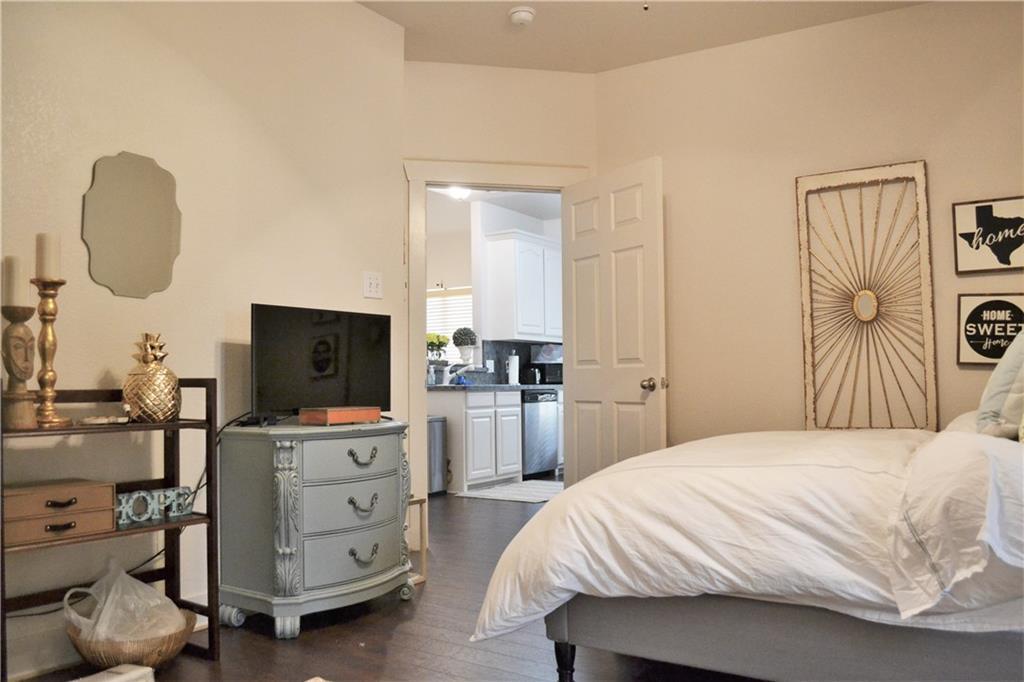 2805 Wayside Avenue - Photo 1