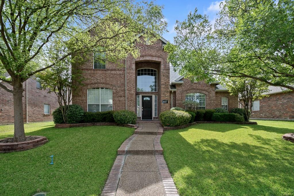 617 Spring Hill Drive - Photo 1