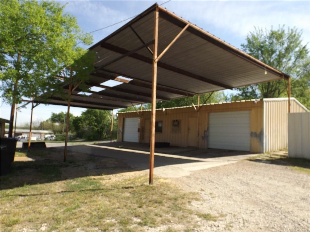 919 Riverside Drive - Photo 1