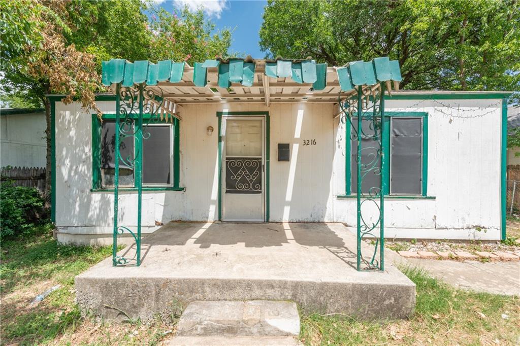 3216 Houston Street - Photo 1