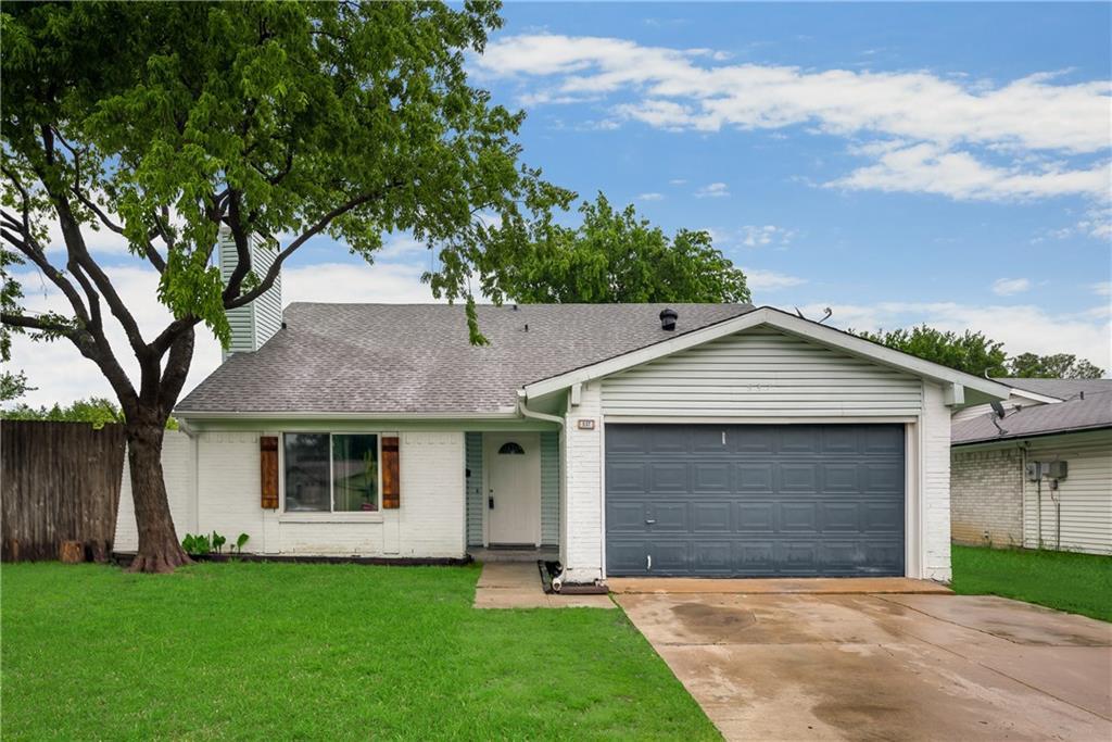 537 Village Drive - Photo 1