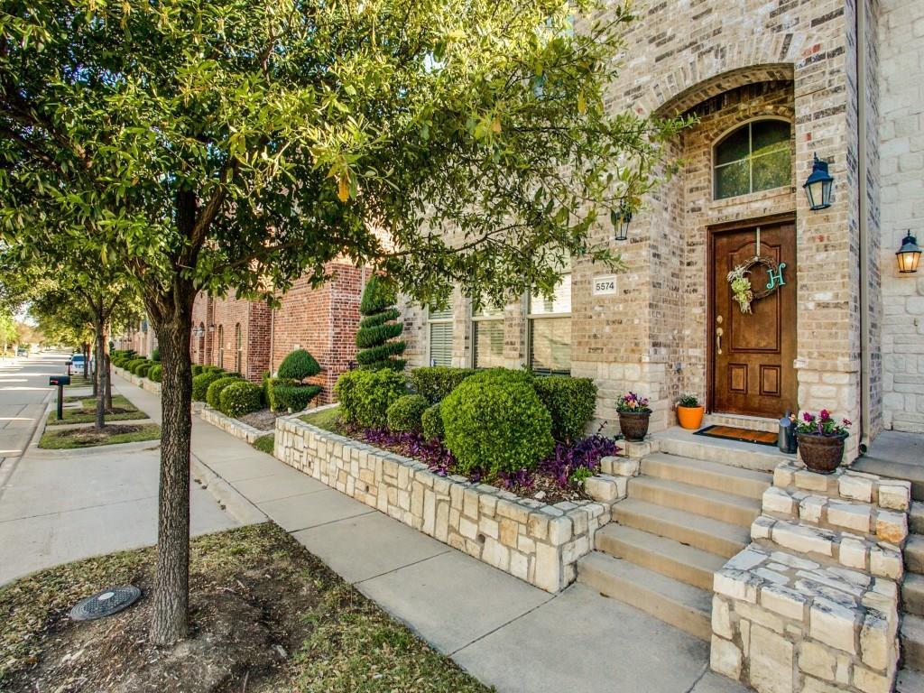 5574 Grosseto Drive - Photo 1