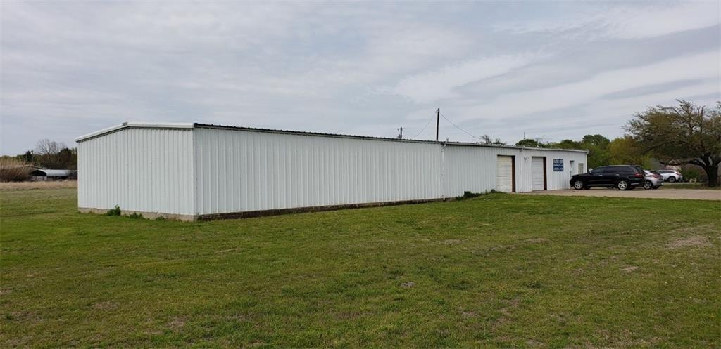 4770 Interstate 30 - Photo 1