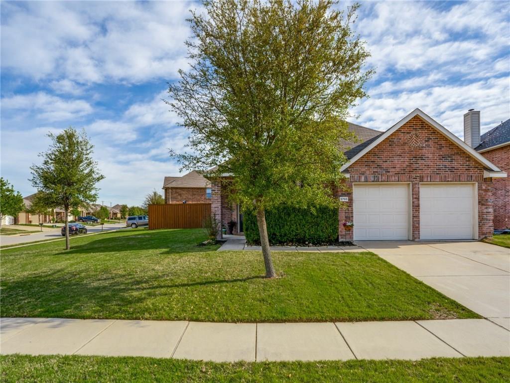 5750 Crestwood Drive - Photo 1