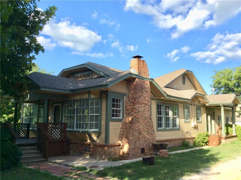 1504 Sherman Drive - Photo 1