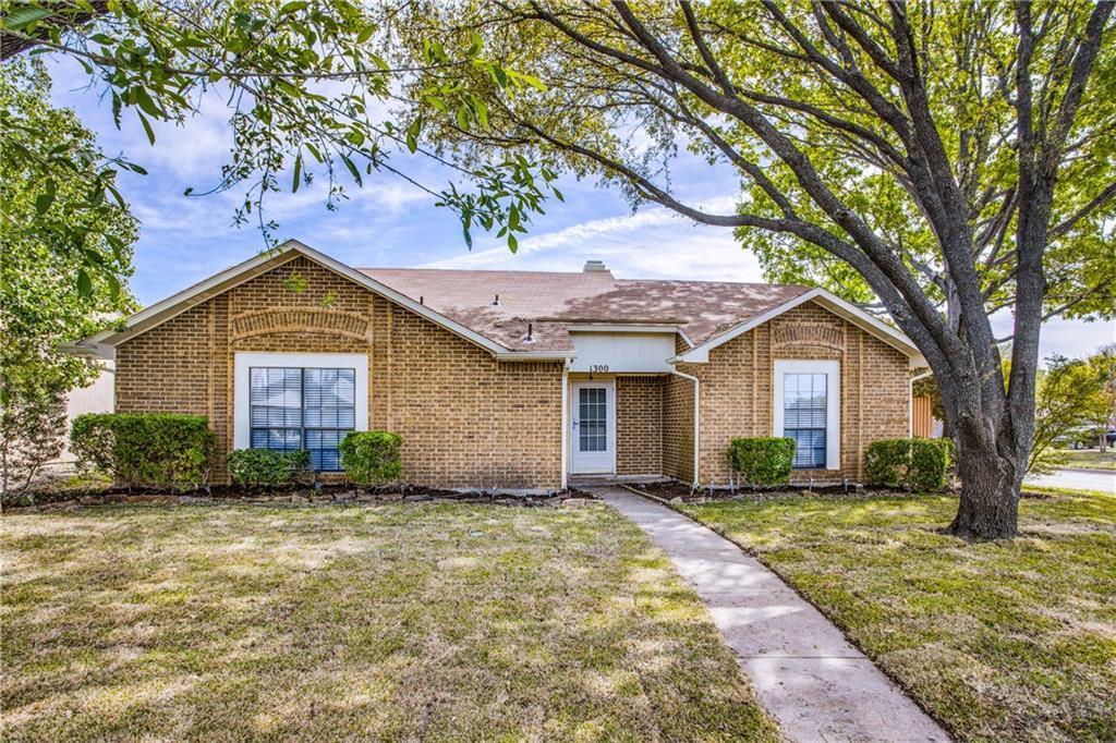 1300 Creekwood Court - Photo 1