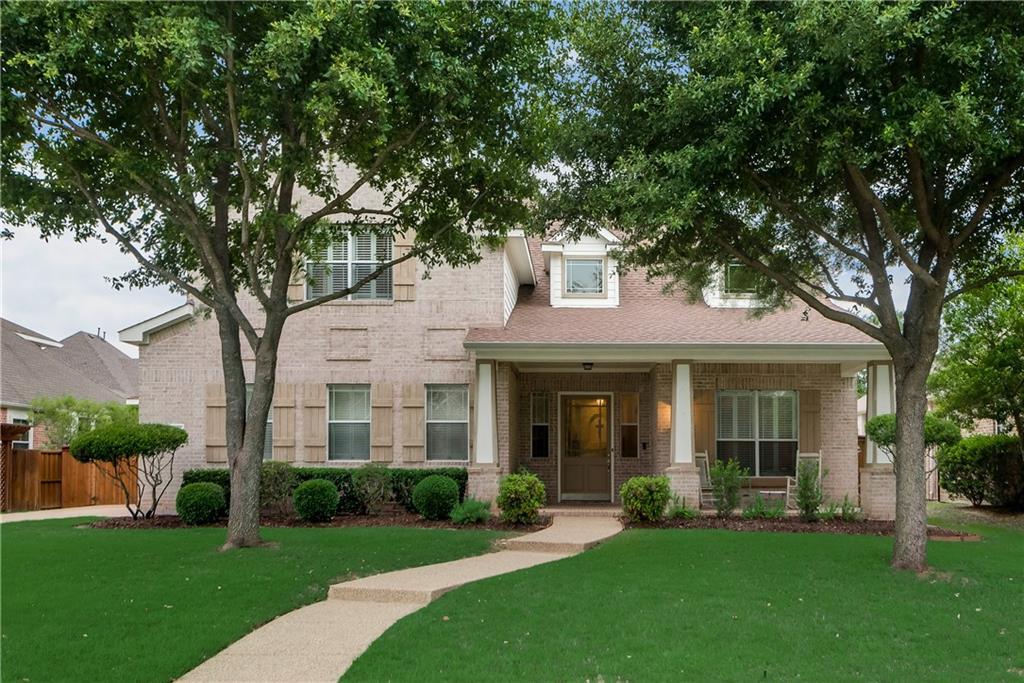 1707 Versailles Avenue - Photo 1