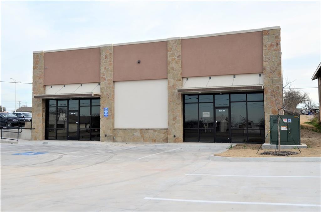 1215 Mineral Wells Highway - Photo 1