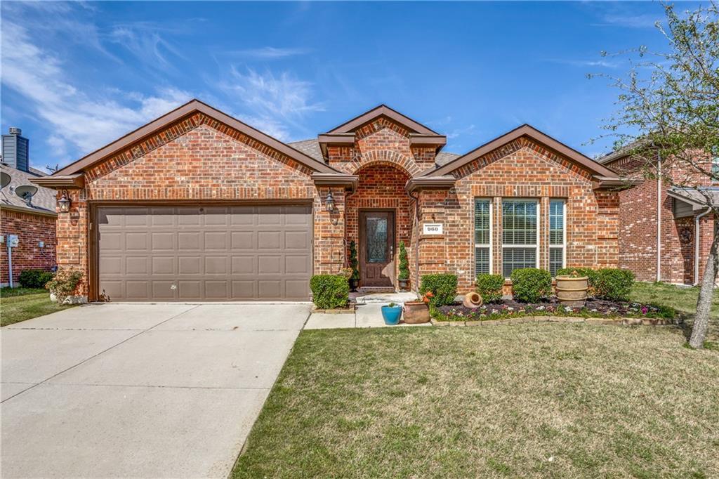 960 English Ivy Drive - Photo 1