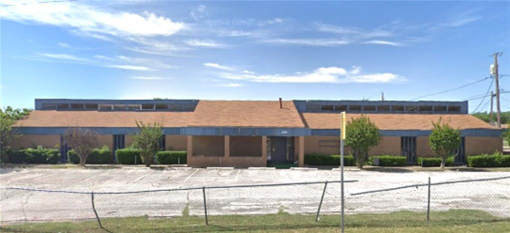 880 Kiest Boulevard - Photo 1