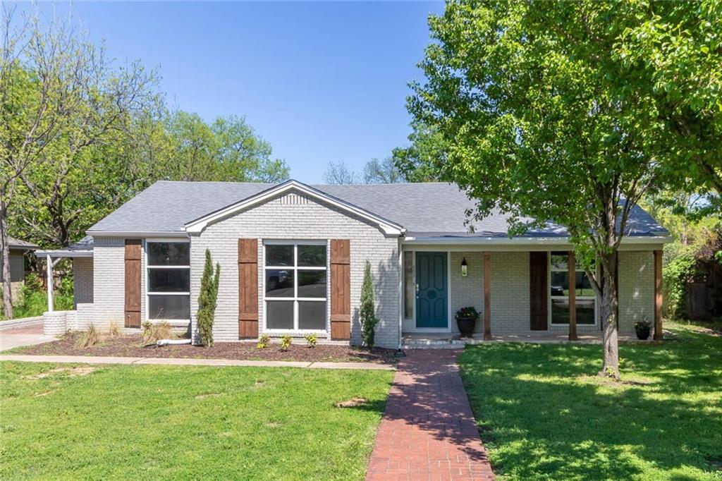 903 Forrest Avenue - Photo 1