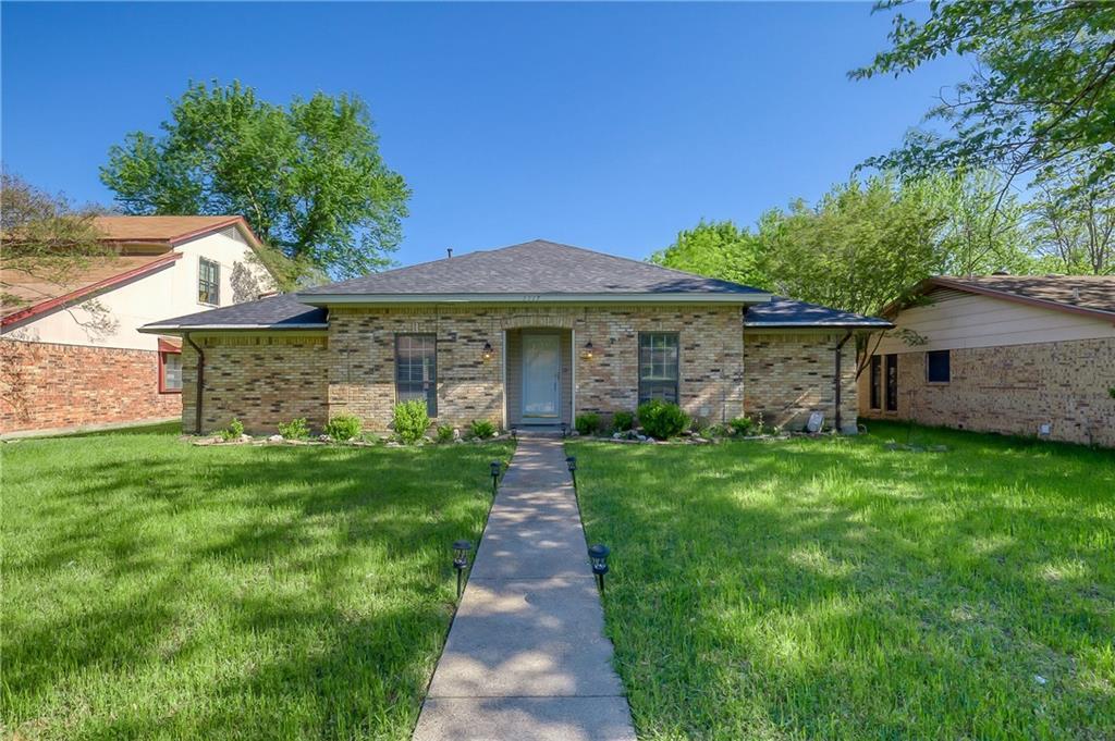 1117 Westminster Lane - Photo 1