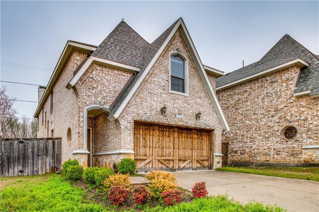 718 Rembrandt Court - Photo 1